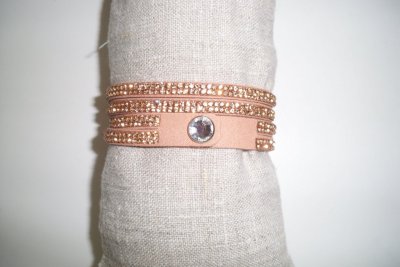 Rosa Läderarmband Med Strass