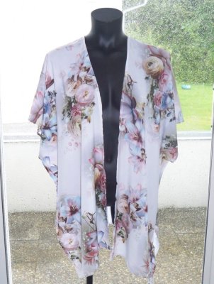 Vit Blommig Kort Kimono Viskos