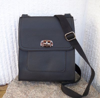 Svart Messenger Axelremsväska Bags by Dansk