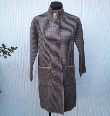 Mönstrad Kappa Beige Svart
