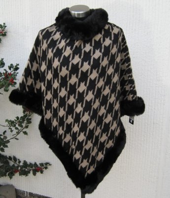 Svart / Beige Hundtandsmönstrad Poncho Med Pälskant