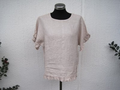 Beige Linneblus med liten volang