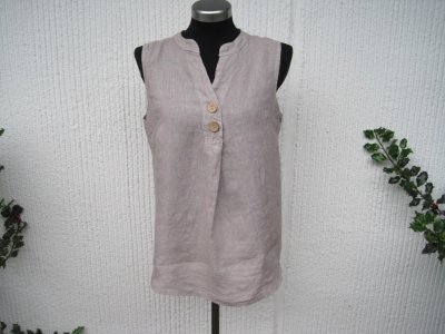 Gråbeige Taupe Ärmlös Linneblus. Made in Italy